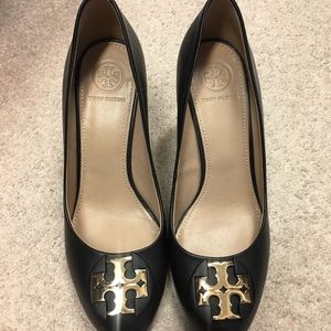 Tory Burch Luna Wedge